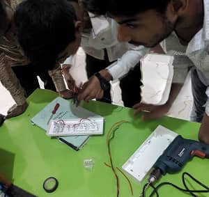 students working together in workshops